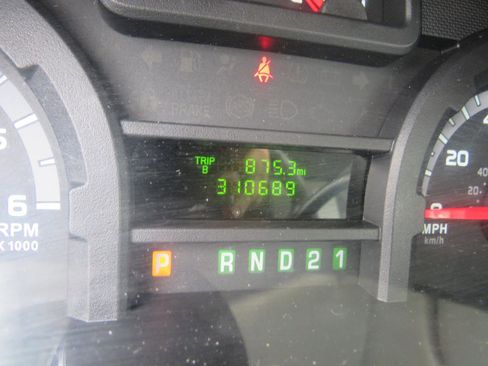 Used 2012 Ford E-350 and Econoline 350 Extended Super Duty w/ PWR Group image 12