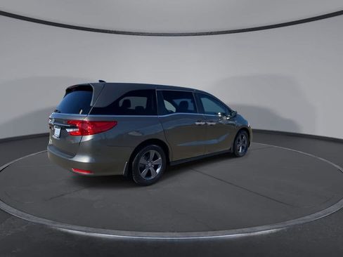 Used 2021 Honda Odyssey EX image 9