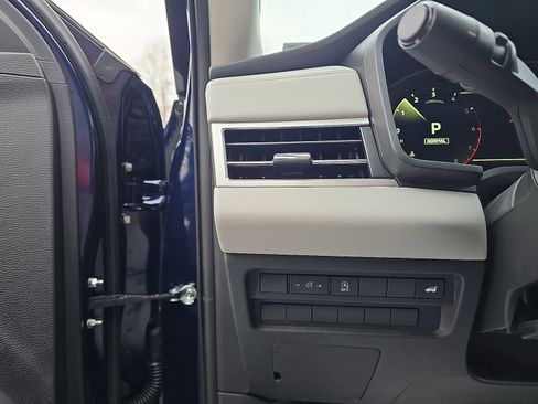 New 2026 Mitsubishi Outlander SEL AWD/4WD image 14