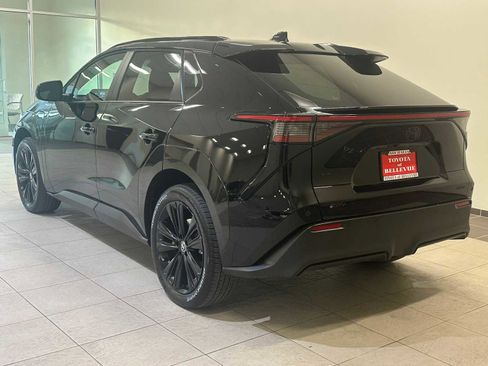 Certified 2025 Toyota bZ4X AWD image 4