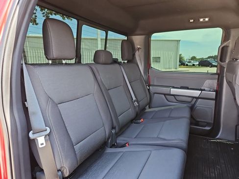 Used 2025 Ford F150 XLT w/ Equipment Group 302A MID AWD/4WD image 19