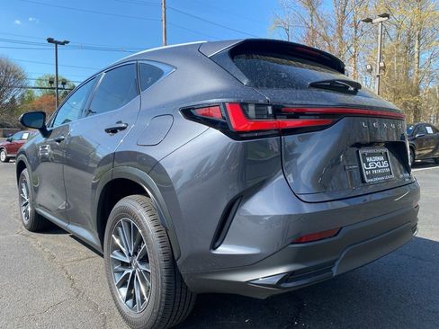 Used 2025 Lexus NX 350h AWD w/ Premium Package image 4