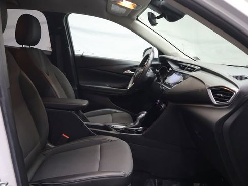 Used 2022 Buick Encore GX Preferred w/ Cold Weather Comfort Package FWD image 10