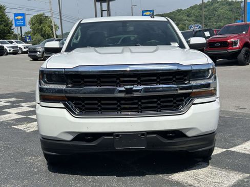 Used 2017 Chevrolet Silverado 1500 W/T AWD/4WD image 8