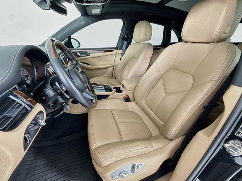 Certified 2023 Porsche Macan GTS AWD/4WD image 5