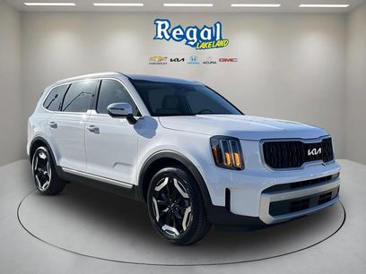 Certified 2024 Kia Telluride EX w/ EX Captain's Chair Package