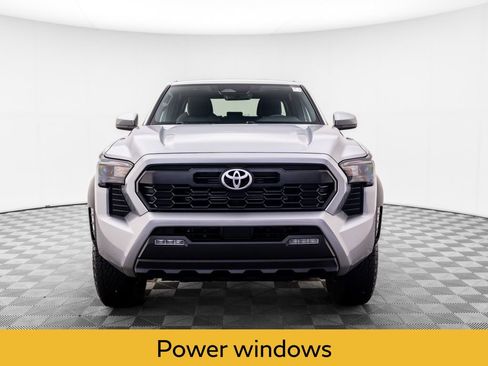Used 2024 Toyota Tacoma TRD Off-Road AWD/4WD image 9