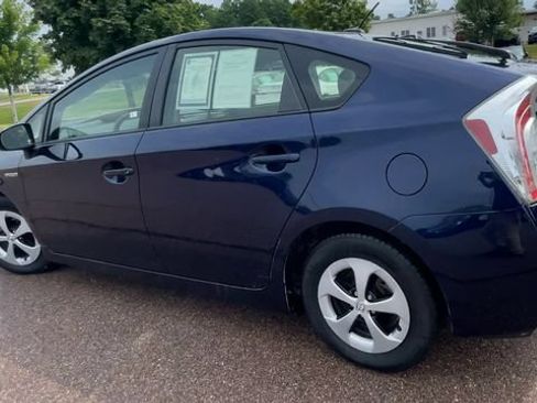 Used 2014 Toyota Prius Four FWD image 4