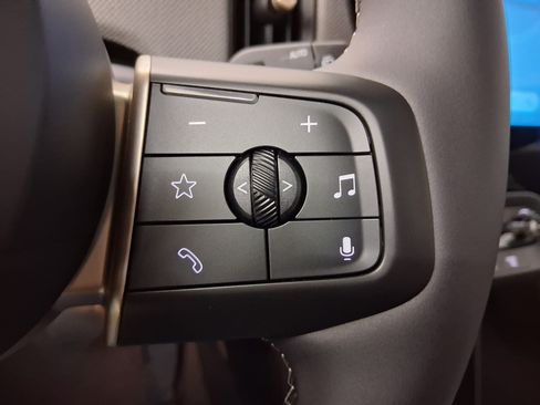 New 2026 MINI Cooper 2-Door Hardtop FWD image 18