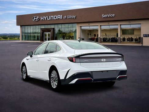 New 2026 Hyundai Sonata Limited FWD image 5