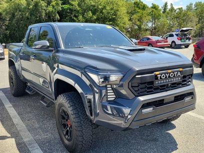 Used 2024 Toyota Tacoma TRD Sport w/ TRD Sport Upgrade Package