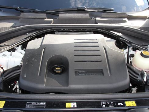 Used 2025 Land Rover Range Rover SE AWD/4WD image 27