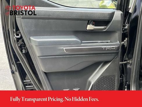 Used 2024 Toyota Tacoma TRD Sport AWD/4WD image 17