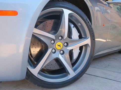 Used 2012 Ferrari FF image 41
