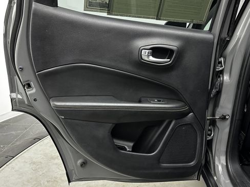 Used 2019 Jeep Compass Sport image 24