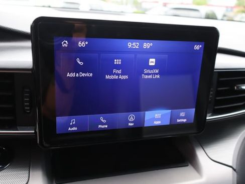 Used 2023 Ford Explorer XLT w/ Equipment Group 202A AWD/4WD image 39