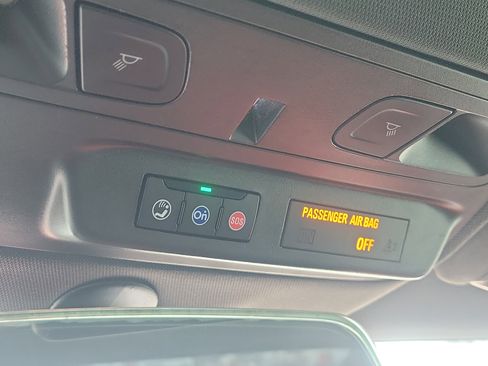 Used 2023 Chevrolet Camaro LT RWD image 28