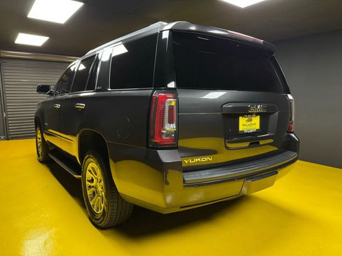 Used 2016 GMC Yukon SLE w/ HD Trailering Package image 4