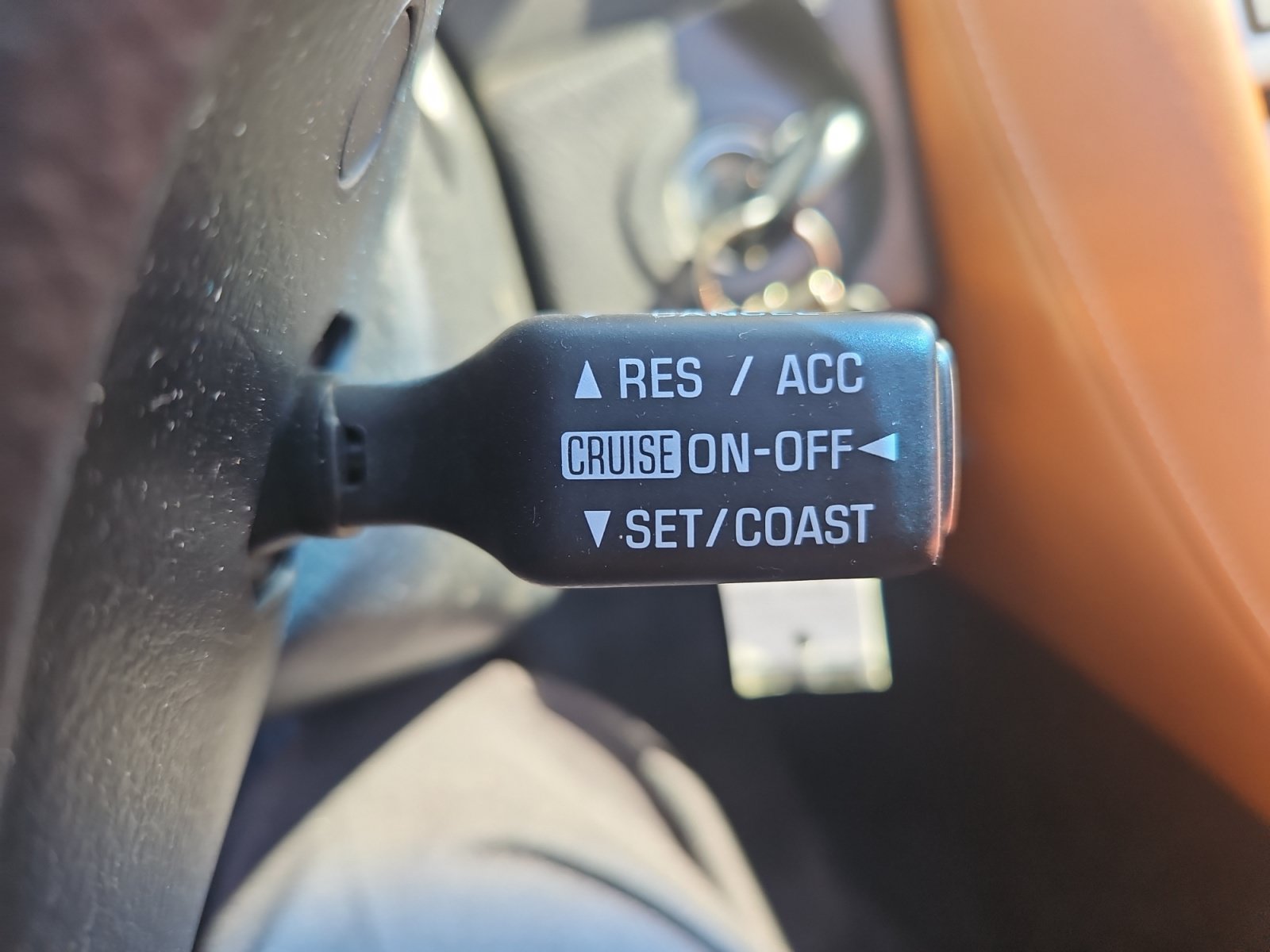 Used 2004 Lexus SC 430 Convertible w/ Preferred Accessory Pkg RWD image 15