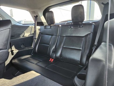 Used 2022 Ford Explorer Limited w/ Equipment Group 301A image 34
