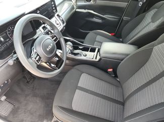 Certified 2023 Kia Sorento LX FWD video 2