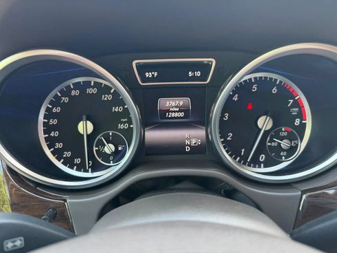 Used 2014 Mercedes-Benz ML 350 4MATIC image 13