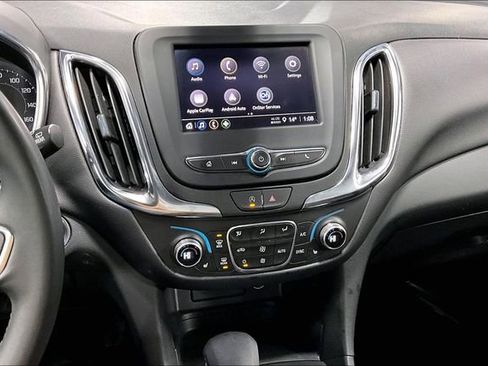 Used 2024 Chevrolet Equinox LT image 4