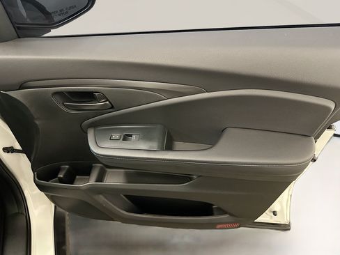 Used 2023 Honda Passport EX-L image 34