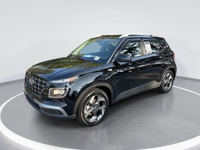 Used 2023 Hyundai Venue SEL