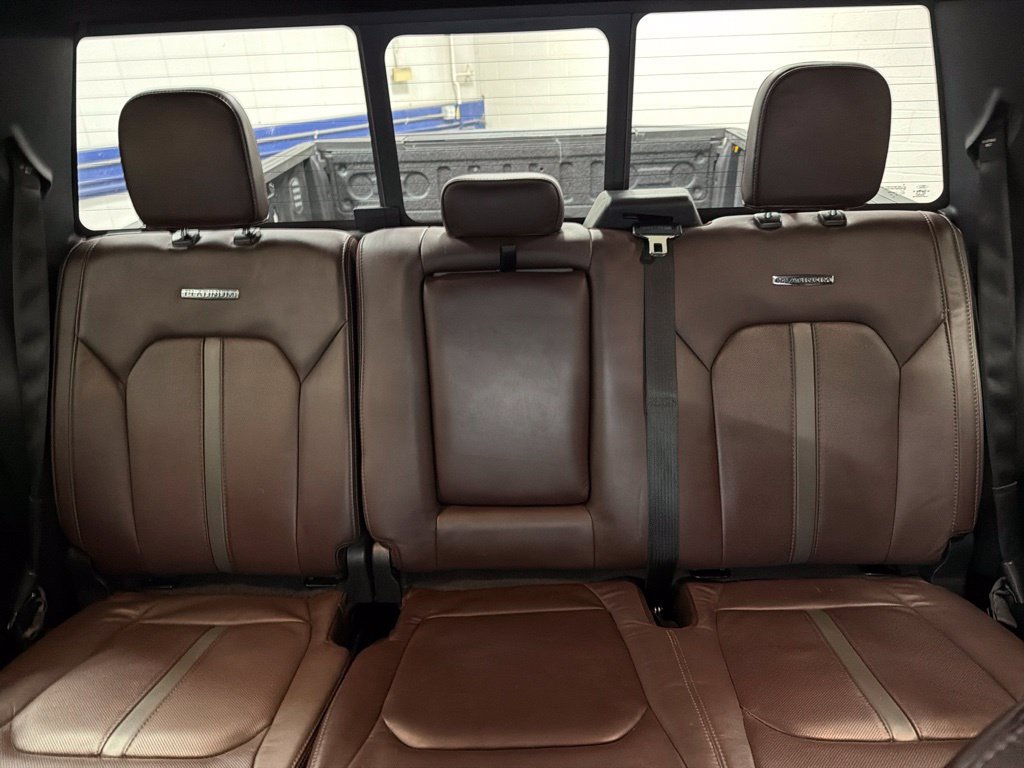 Used 2016 Ford F150 Platinum w/ Equipment Group 701A Luxury AWD/4WD image 13