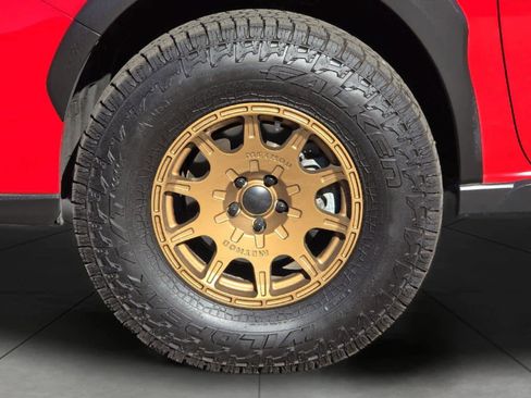 Used 2020 Subaru Crosstrek 2.0i Limited w/ Moonroof Package w/Navigation image 11