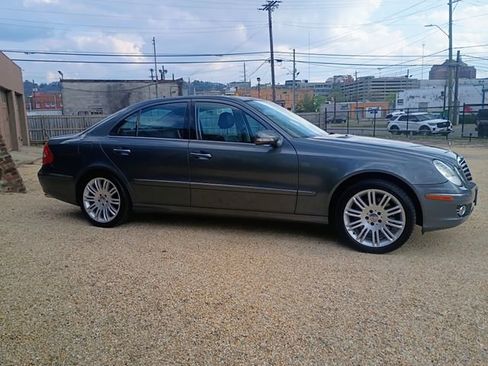 Used 2007 Mercedes-Benz E 350 Sedan image 13