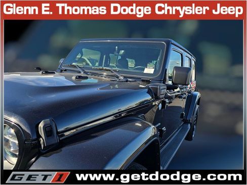 Used 2022 Jeep Wrangler Unlimited Sahara image 4