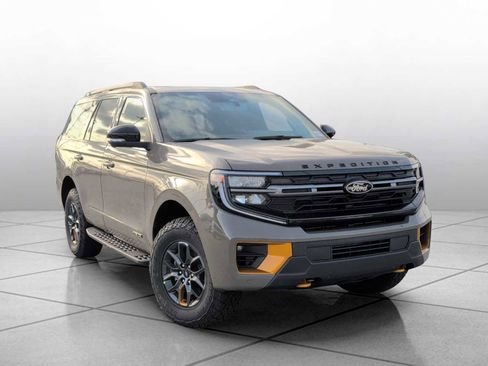 New 2026 Ford Expedition Tremor image 2