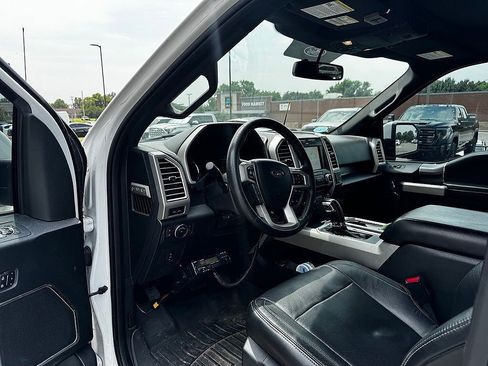 Used 2015 Ford F150 Lariat AWD/4WD image 9