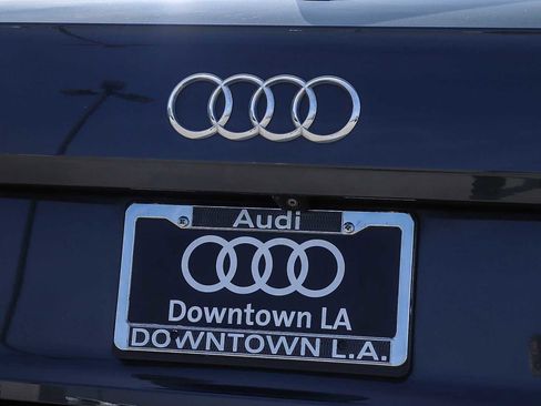 Used 2019 Audi Q5 2.0T Premium Plus w/ Premium Plus Package AWD/4WD image 11