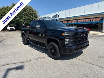 Used 2025 Chevrolet Silverado 2500 Custom w/ Custom Value Package