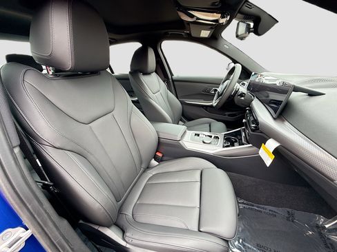 New 2026 BMW 330i Sedan w/ M Sport Package image 16
