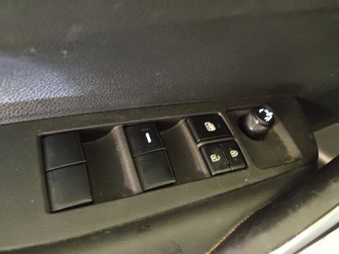 Used 2024 Toyota Corolla SE FWD image 27