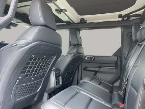 Used 2025 Ford Bronco Big Bend AWD/4WD image 16