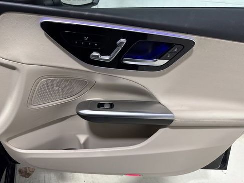 Used 2023 Mercedes-Benz C 300 C 300 image 32