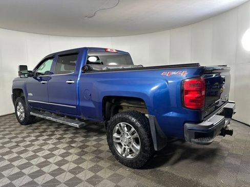 Used 2016 Chevrolet Silverado 2500 High Country w/ Duramax Plus Package image 5