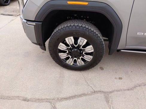 New 2026 GMC Sierra 2500 Denali w/ Denali Reserve Package image 36