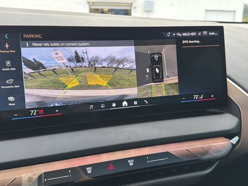 Used 2025 BMW X3 xDrive30i w/ Premium Package image 28