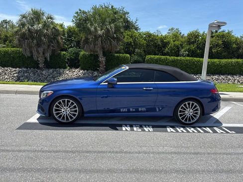 Used 2018 Mercedes-Benz C 300 Cabriolet image 2