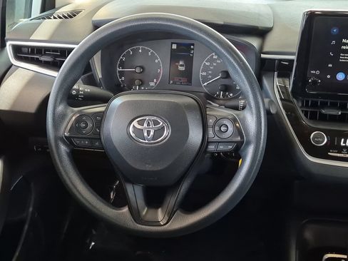 Used 2024 Toyota Corolla LE FWD image 11