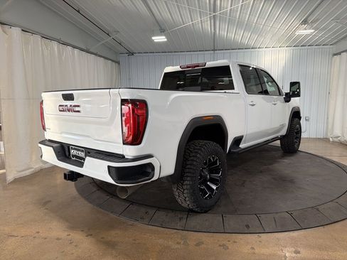 Used 2022 GMC Sierra 3500 AT4 w/ AT4 Preferred Package image 10
