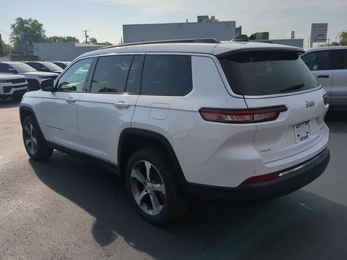 Used 2025 Jeep Grand Cherokee L Limited AWD/4WD image 4