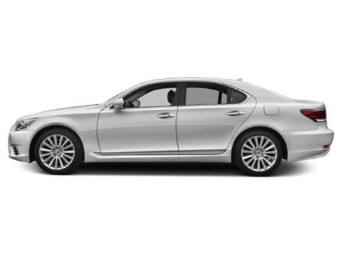 Used 2015 Lexus LS 460 w/ Comfort Package RWD image 4