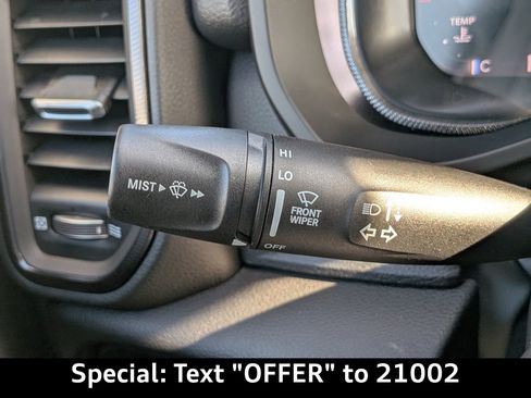 Used 2025 RAM 1500 RHO image 27